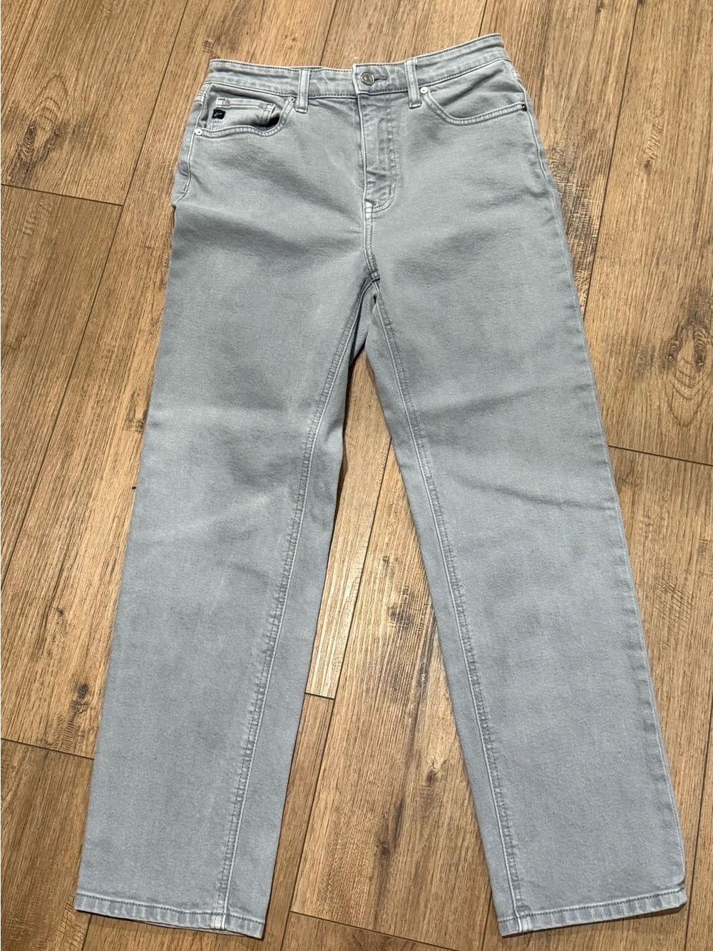 KanCan Men's Light Gray Straight Jeans